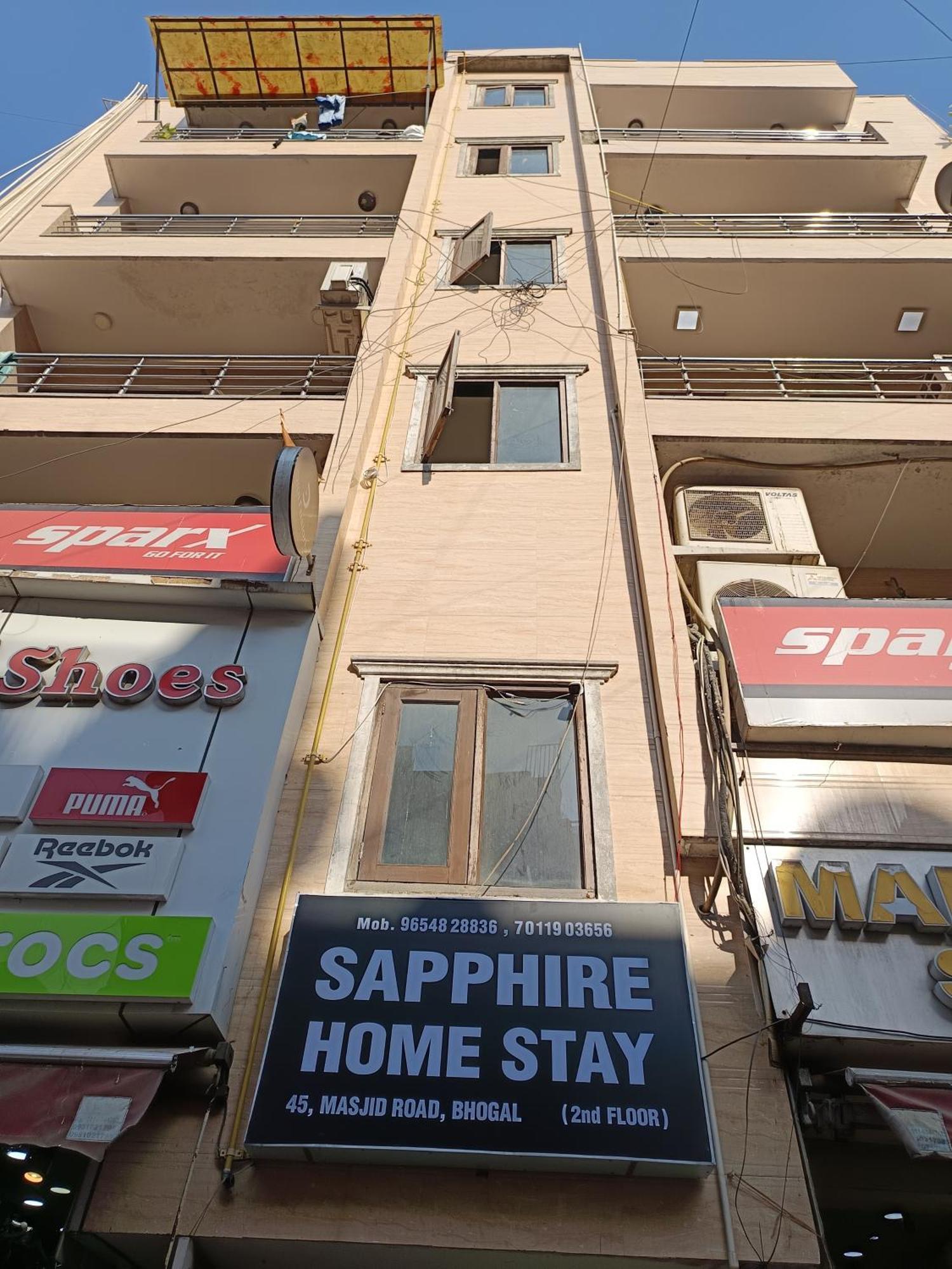 Sapphire Near Nizamuddin Railway Station Homestay New Delhi