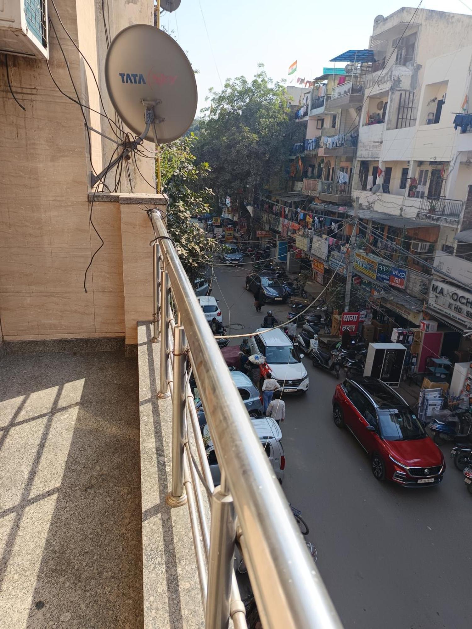 Sapphire Near Nizamuddin Railway Station Homestay New Delhi